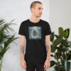 A Man Like Me is Hard To Find - Bigfoot Men's T-Shirt - Black Heather
